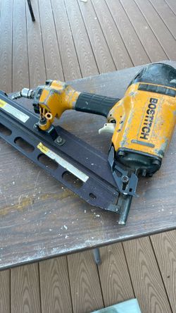 Nail gun
