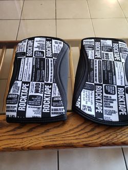 Assassins knee sleeves