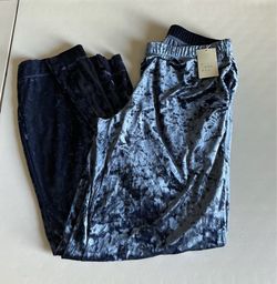 A new day velvet pants