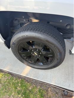 Chevy/GMC stocks 275/55R20