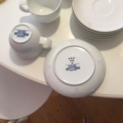 Dansk International Statement Pattern 7 cups/saucers