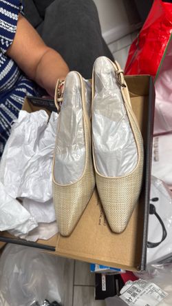 Naturalizer Heels tan size 7 brand new