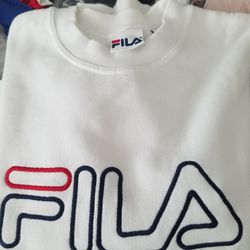 White FILA Sweatshirt L