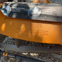 Fiskars Push Mower, 18” more than 50% off what you would pay for in the store