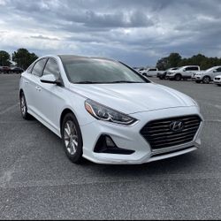 2018 HYUNDAI SONATA SE