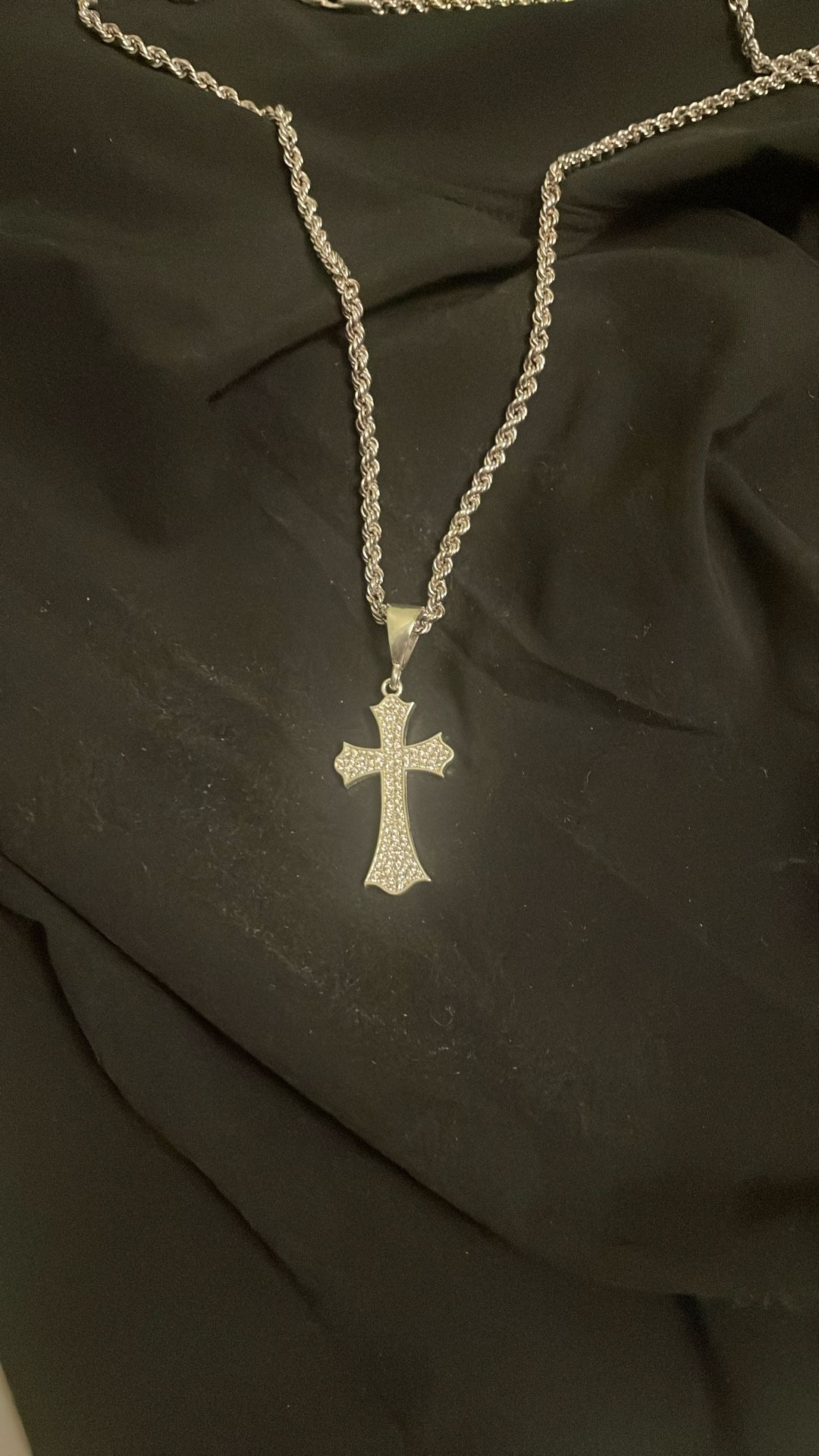 Rope Chain + Cross With Diamond Chips