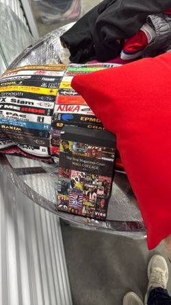 Hip Hop Pillows And Wall Decals/Blanket Combo