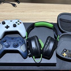 Xbox One X 1TB + Elite and Normal Controller + Headset - Adult Owned