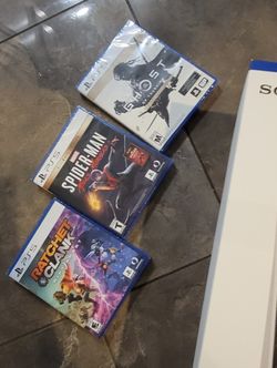 PS5 Games + PS5 Controller [NEW]
