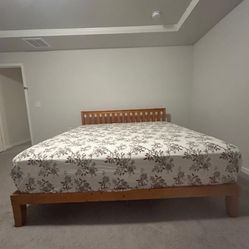King Size Bed And Bedframe And Mattress 
