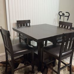 Table Set
