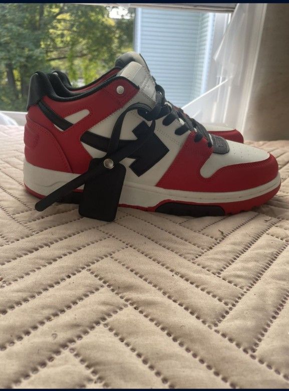 Brand New Off Whites 