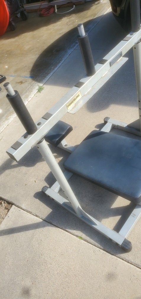 Vertical Leg Press - Body Solid