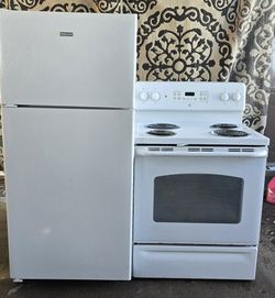 WHITE REFRIGERATOR,  STOVE AND MICROWAVE,  FREE DELIVERY AND INSTALLATION,  30 DAYS WARRANTY