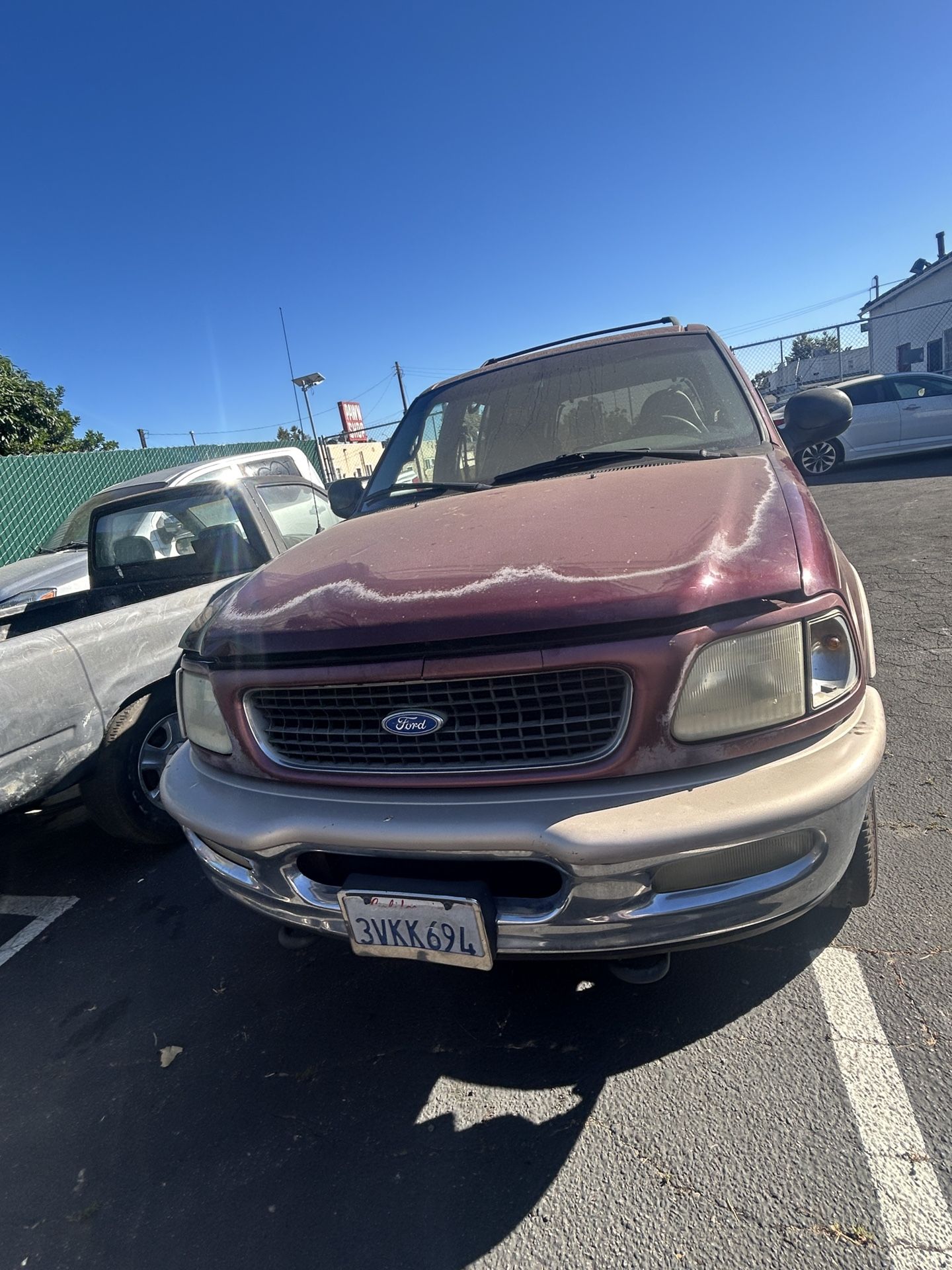 Parting Out 97 Ford Expedition Parts