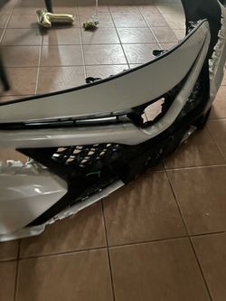 2018 Toyota bumper