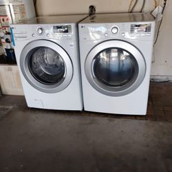 LG washer and gas dryer excellent working condition