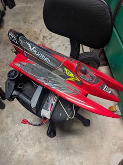 Proboat Valvryn 25" Tunnel Hull RC Boat