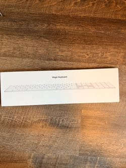 Apple Magic Keyboard /w Numeric Pad - White NEW SEALED