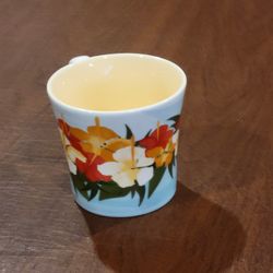 Starbucks Hawaii Mug New Bone China Coffee Cup 2010 Hibiscus Red Yellow  Flowers. Pre-owned, very good for Sale in San Jose, CA - OfferUp