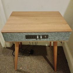Bluetooth Speaker Table 