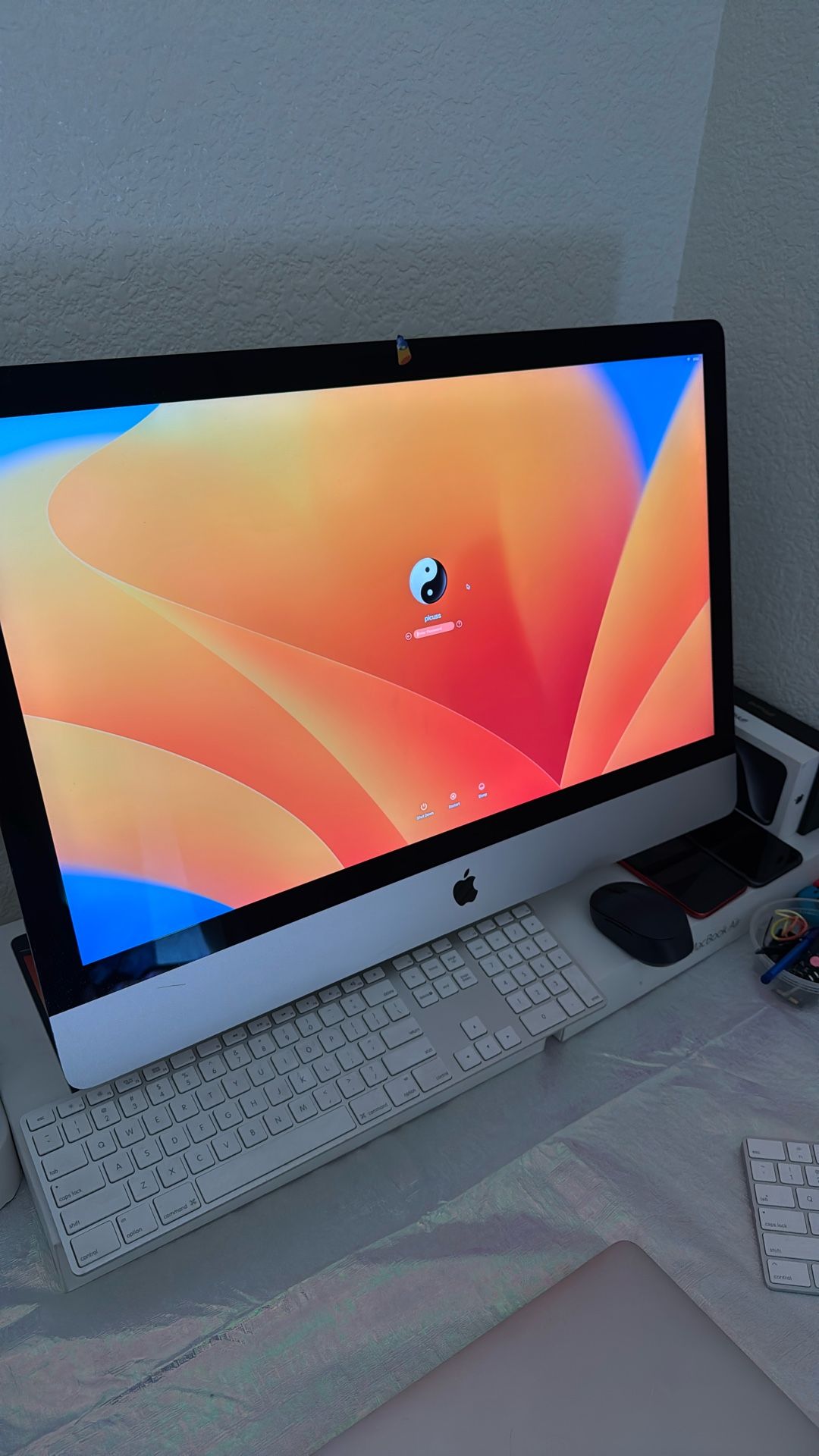 iMAC 