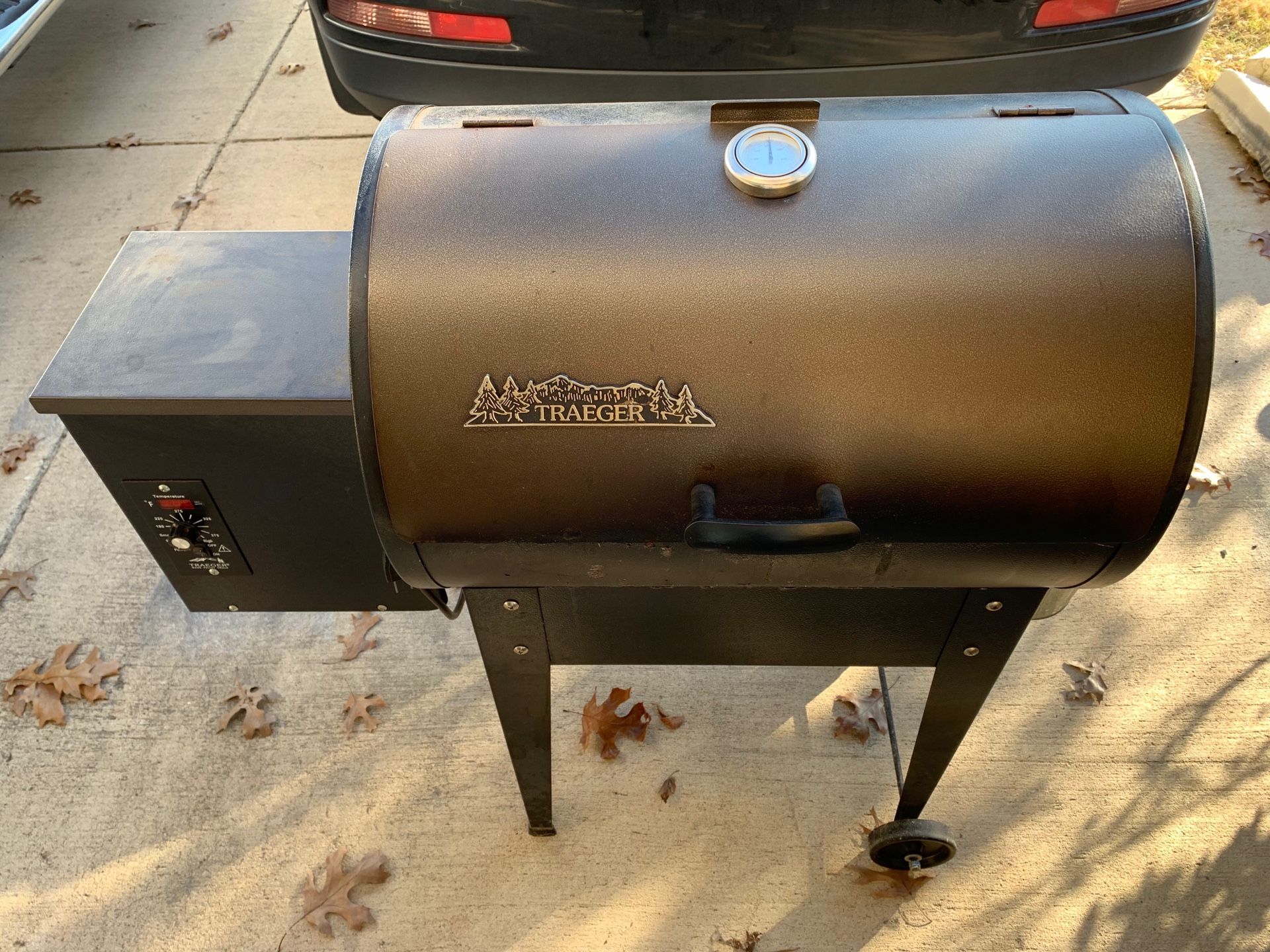 Traeger Grills Junior Elite 20 Pellet Grill (aka Tailgater) Smoker