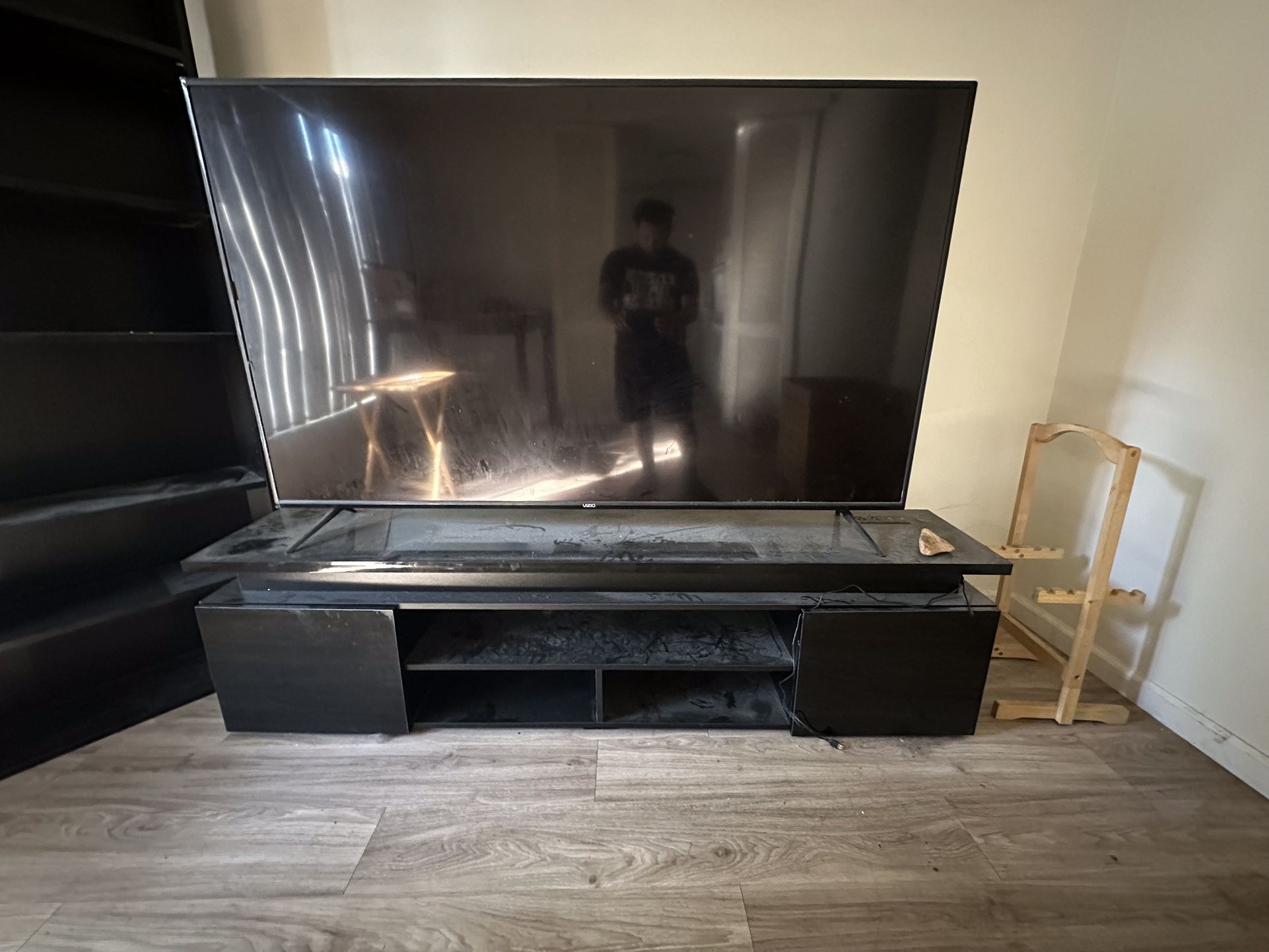 75in TV