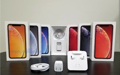 iPhone xr unlocked with warranty