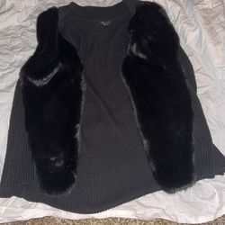Woman’s Vest, Fake Fur Down the Front, Used Size 3x 