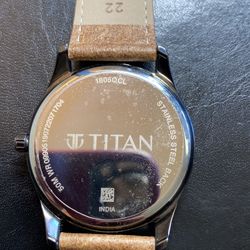 Titan solar clearance watch