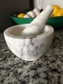 Real white marble mortar and pestle set