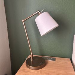 gold table lamp