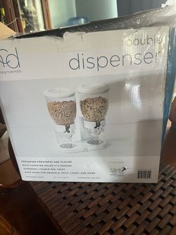 Cereal storage set of 2 open box never used