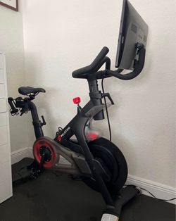 Peloton (Need gone ASAP)