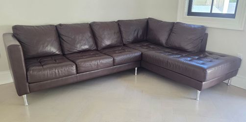 Authentic American Leather Co. 2-Piece Chocolate Sectional Sofa - Mid-Century Modern. Chocolate / Espresso Dark Brown