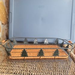 Pyrex 3 QT 9 x 13 Casserole Baking Dish w Christmas Tree Serving Basket