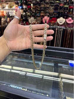 14k Monaco chain 26” long