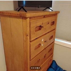 5 Drawer dresser