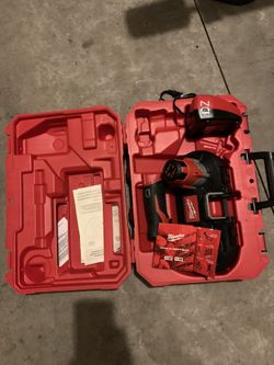 Milwaukee 12 v band saw