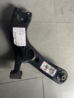 2018 Toyota RAV4 Lower Control Arm