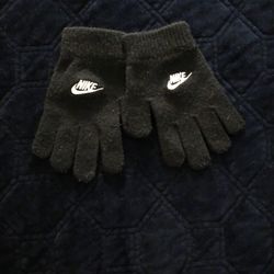 Kids Nike Futura Black Pair Gloves Embroidered Spellout & Swoosh Logo One Size