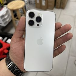 iPhone 13 Pro Max Unlocked 256GB! Finance For $50 Down Payment!!