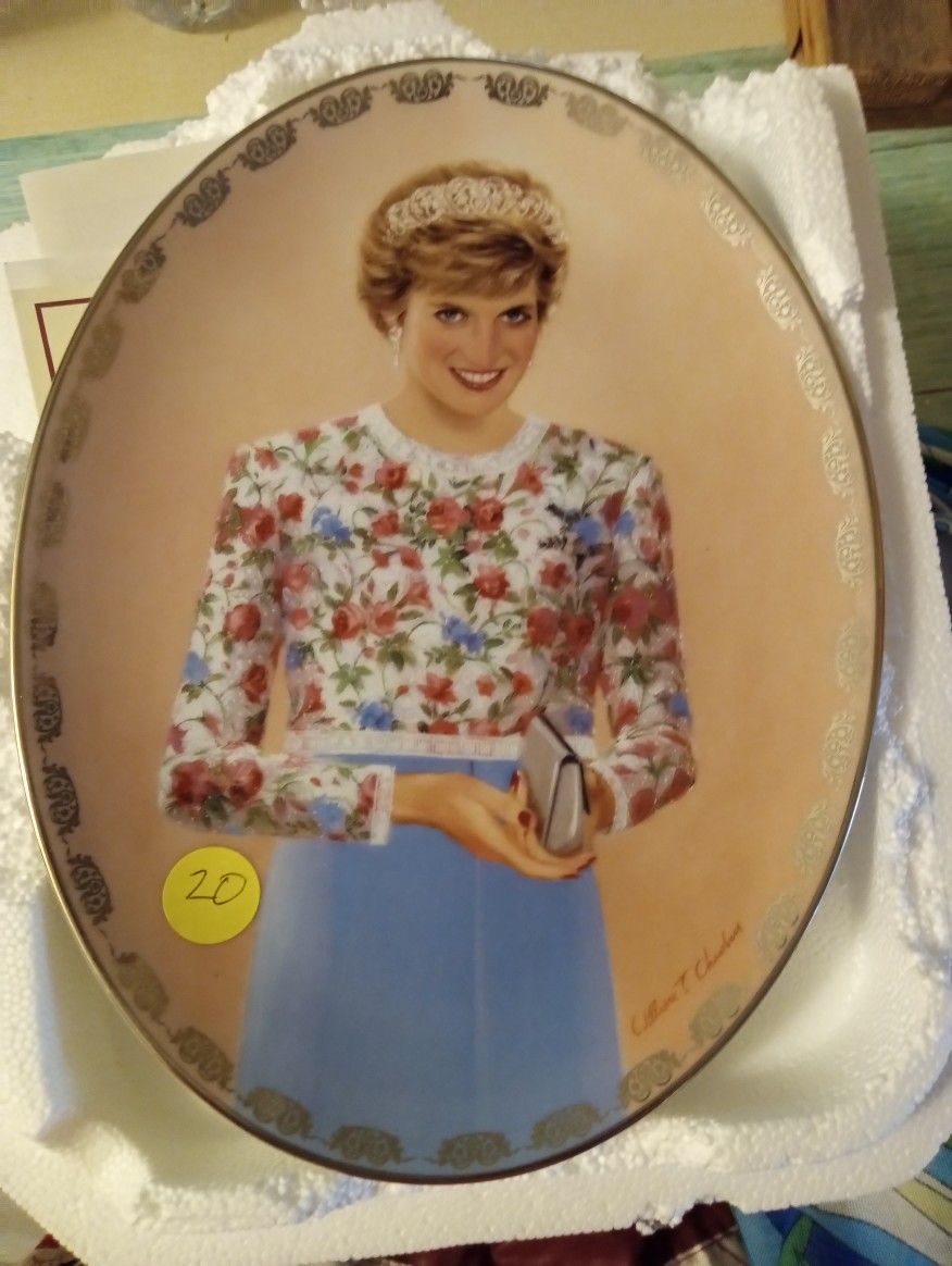 PRINCESS DIANA OVAL PLATE
