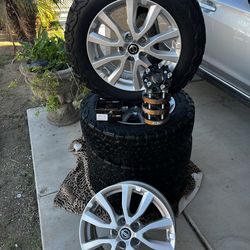 Nissan Rouge Tires + Rims Set