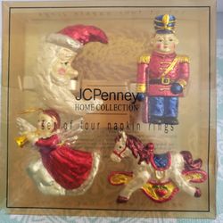 JCPenney 4 Piece Holiday Christmas Napkin Rings Home Collection NIB. Xmas B