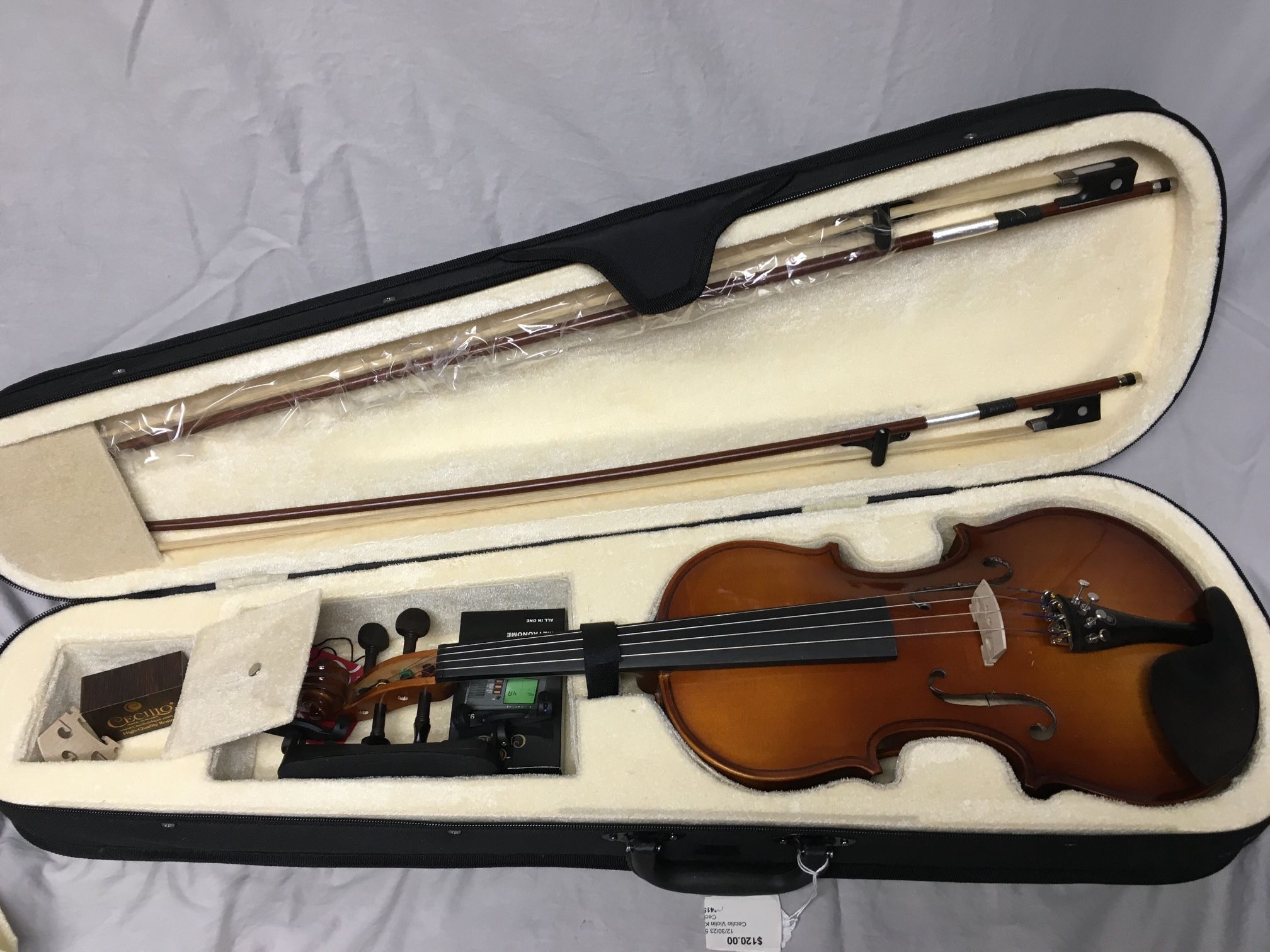 Cecilio Violin Kit W/ 2 Bows 4/4