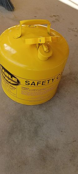 Eagle Type I Yellow Metal Safety Can, for diesel ,or ⛽ gas,,