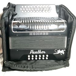 HOHNER 3100GB 31 Key Panther Diatonic Accordion