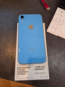 Apple iPhone XR 128gb UNLOCKED.